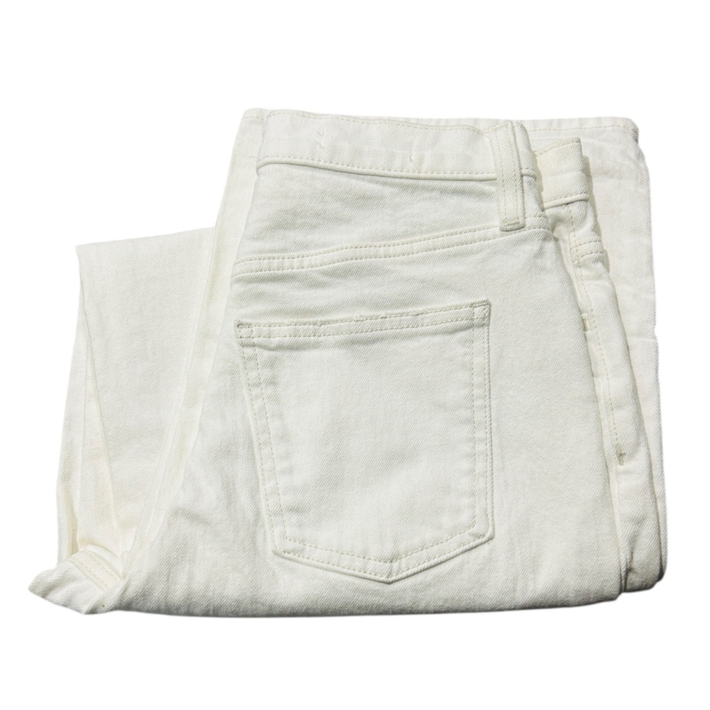 High Rise Wide-Leg White Denim Jeans - Picture 6 of 9